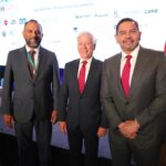 *Participa Cruz Pérez Cuéllar en encuentro binacional sobre el futuro de la frontera*